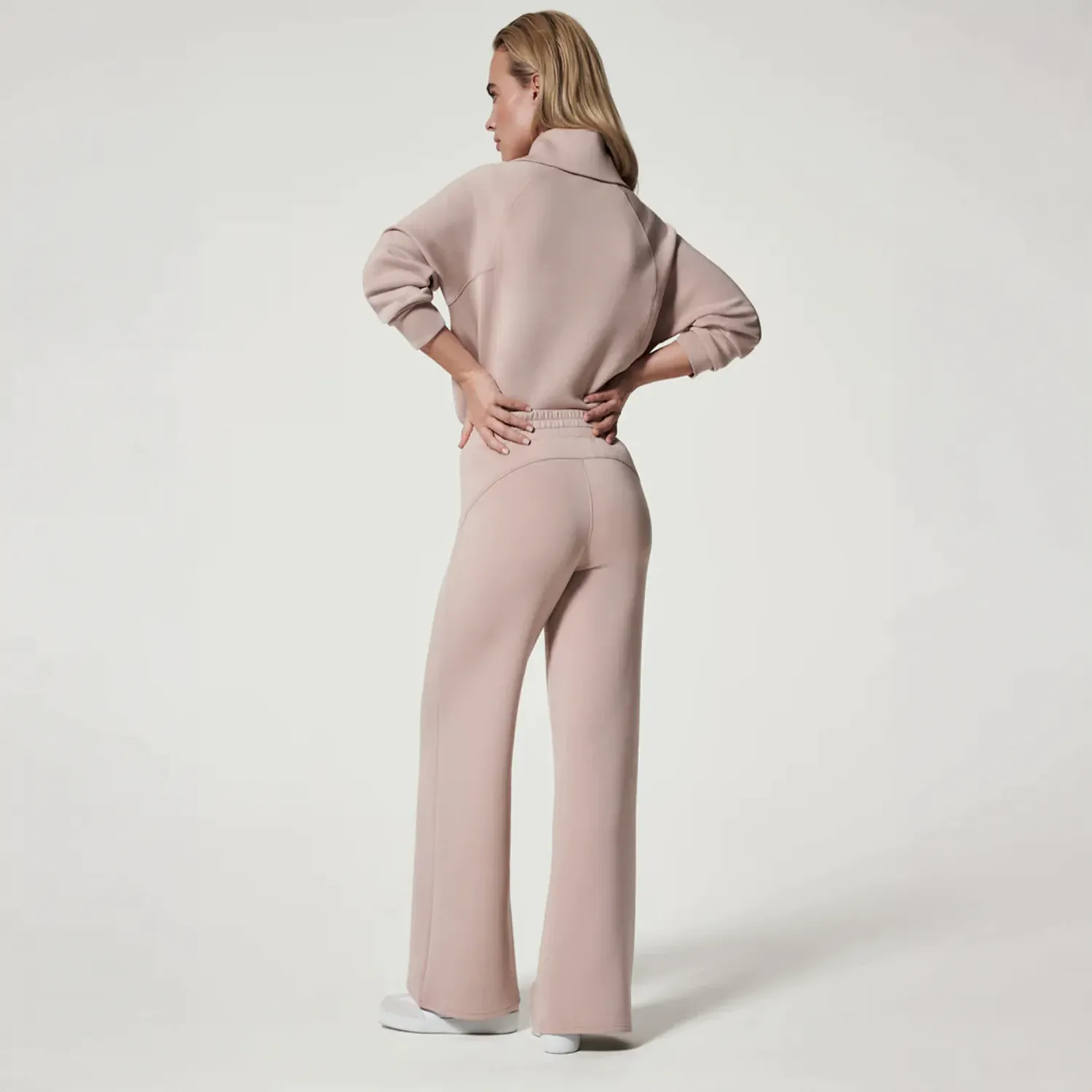 Airessentials Wide Leg Pant in Lunar