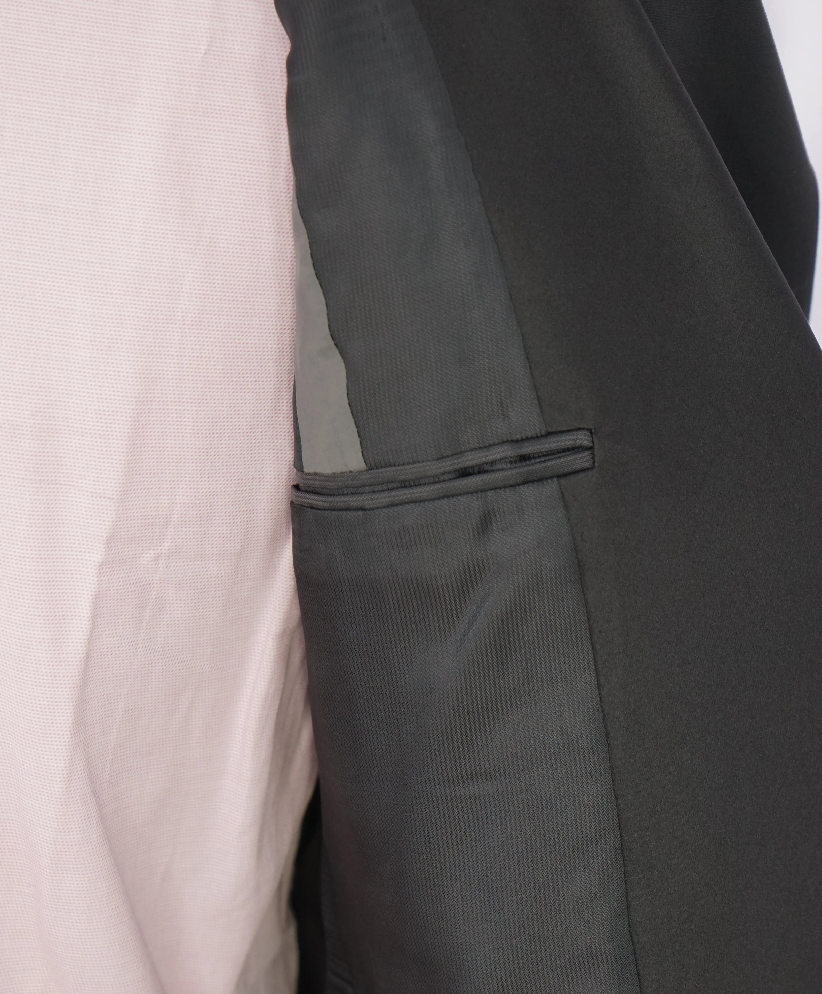 ARMANI COLLEZIONI -Wide Peak Lapel “M Line” Black Satin Detailed Tuxedo - 42R