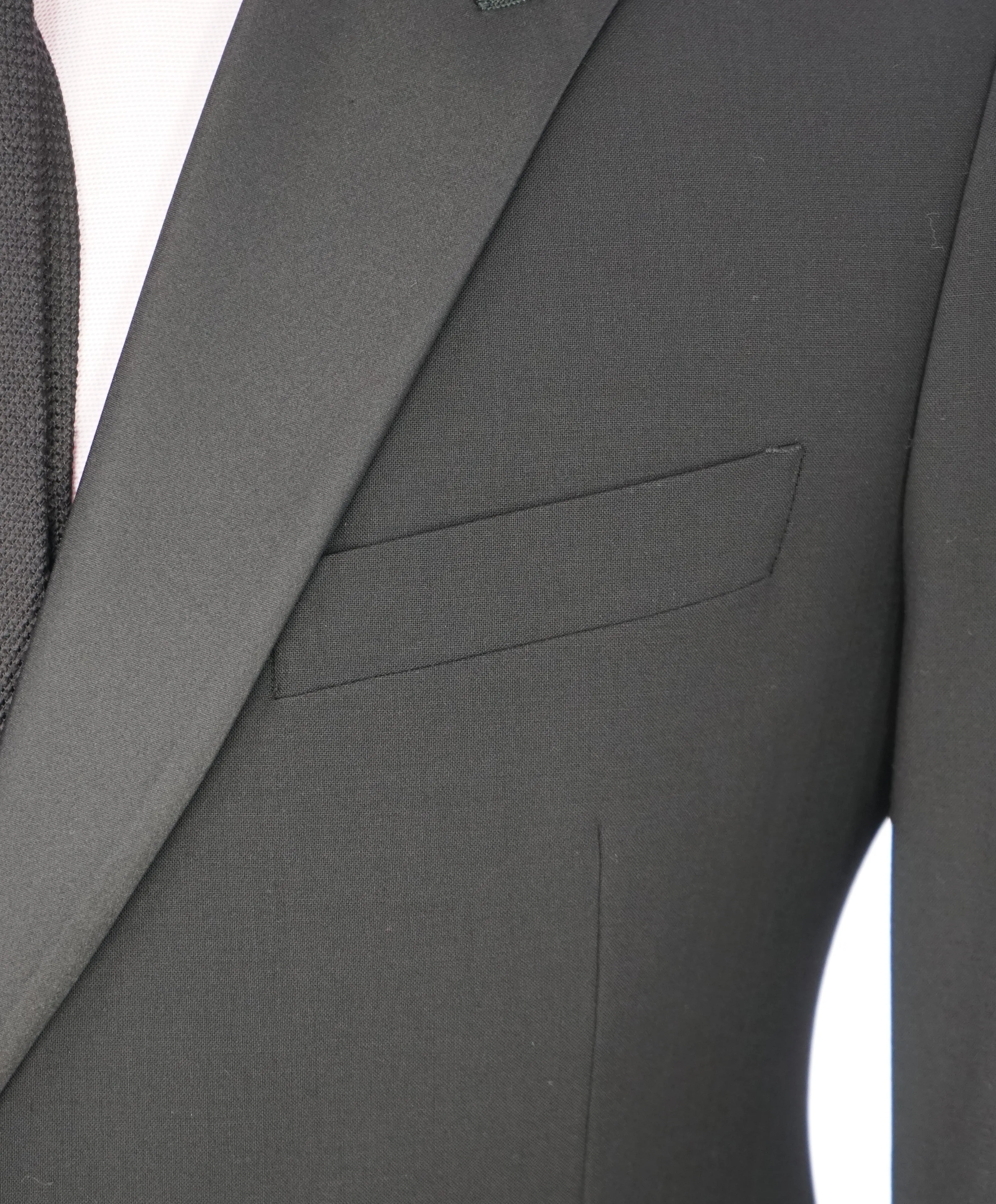 ARMANI COLLEZIONI -Wide Peak Lapel “M Line” Black Satin Detailed Tuxedo - 42R
