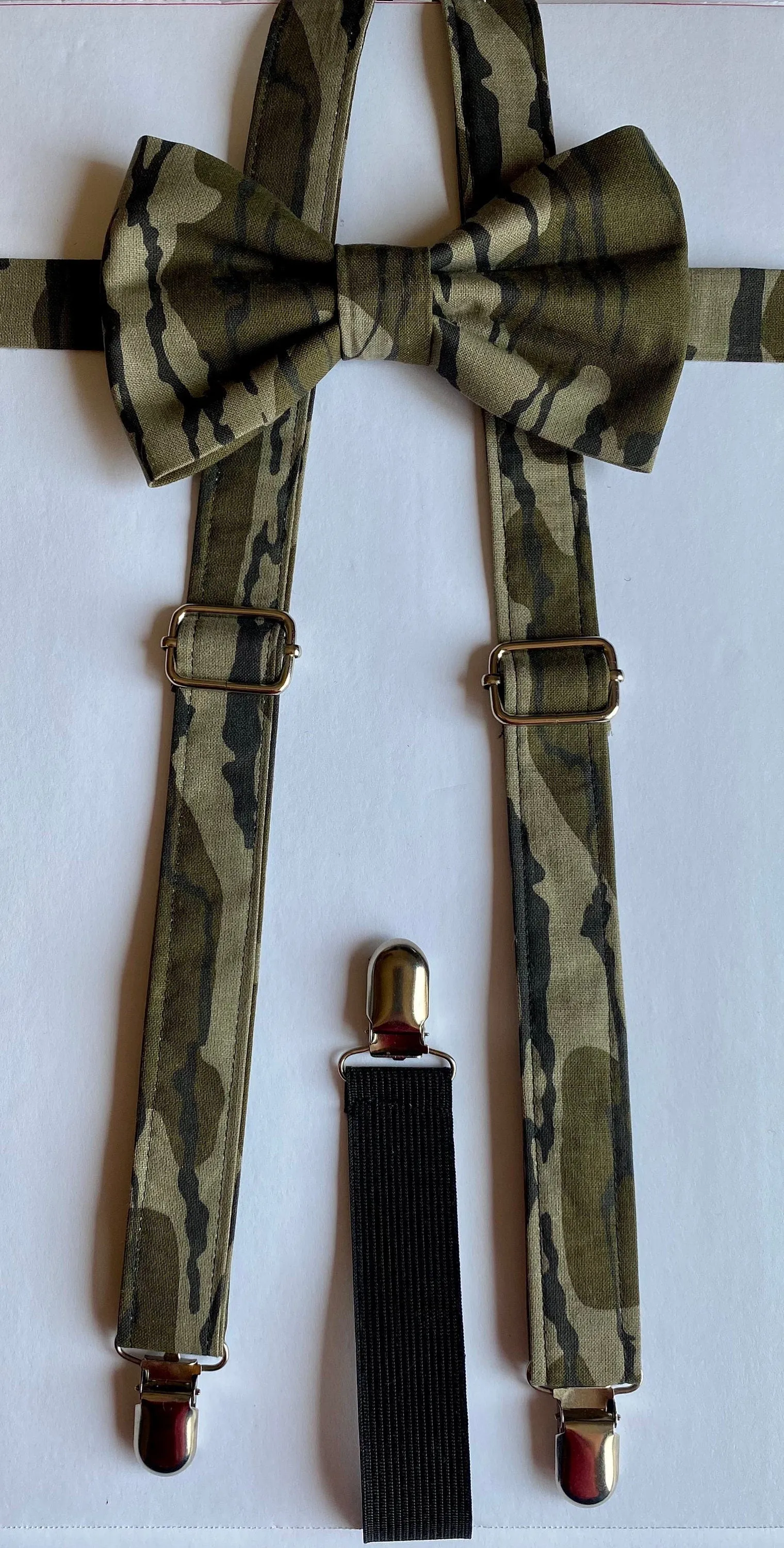 Camouflage suspenders and bow tie / braces / fully adjustable / infant toddler child teen adult big & tall Custom wedding personalized gifts