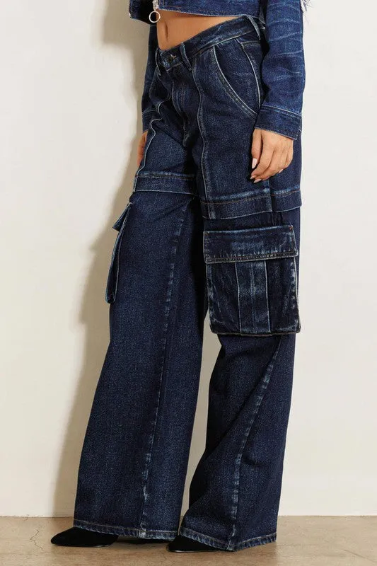 Cargo Pocket Wide Leg Jeans