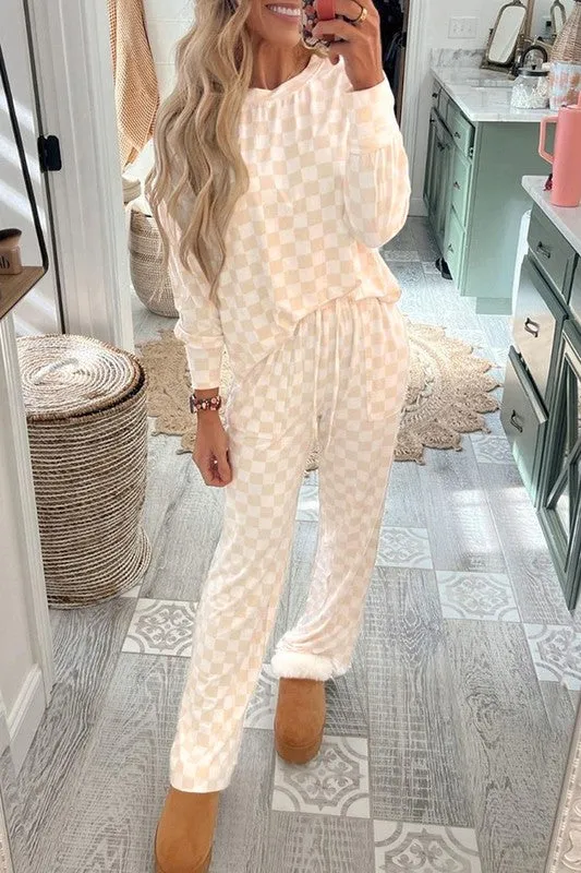 Checkered Lounge Set – Two-Piece Long Sleeve Top & Wide-Leg Pants