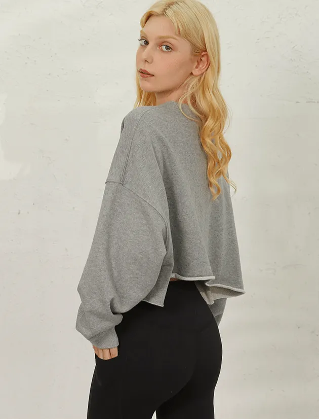 Cropped raw cut Sweatshirt - Gray kiki - Sassy Copenhagen