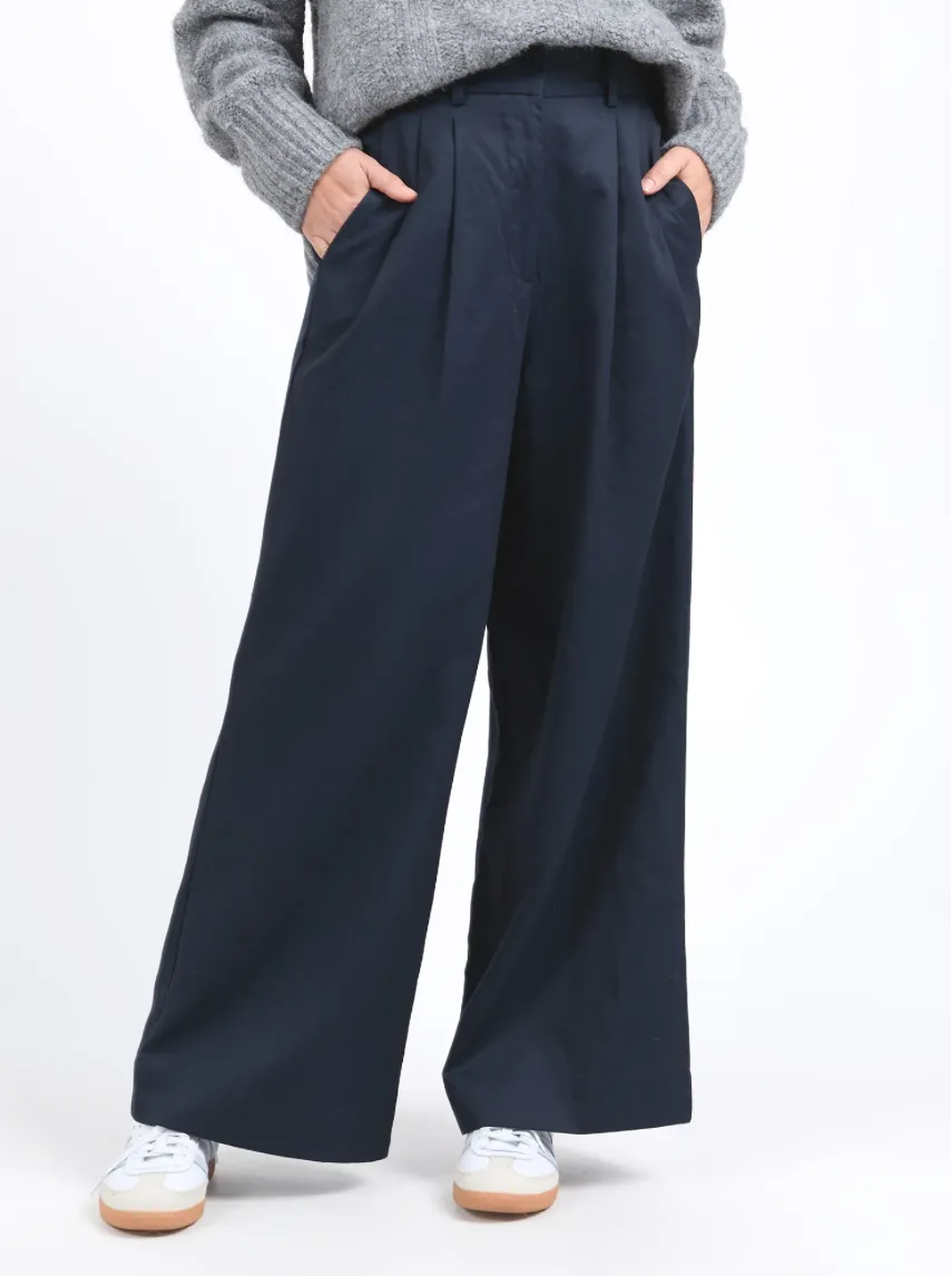 DARCY PANT - NAVY