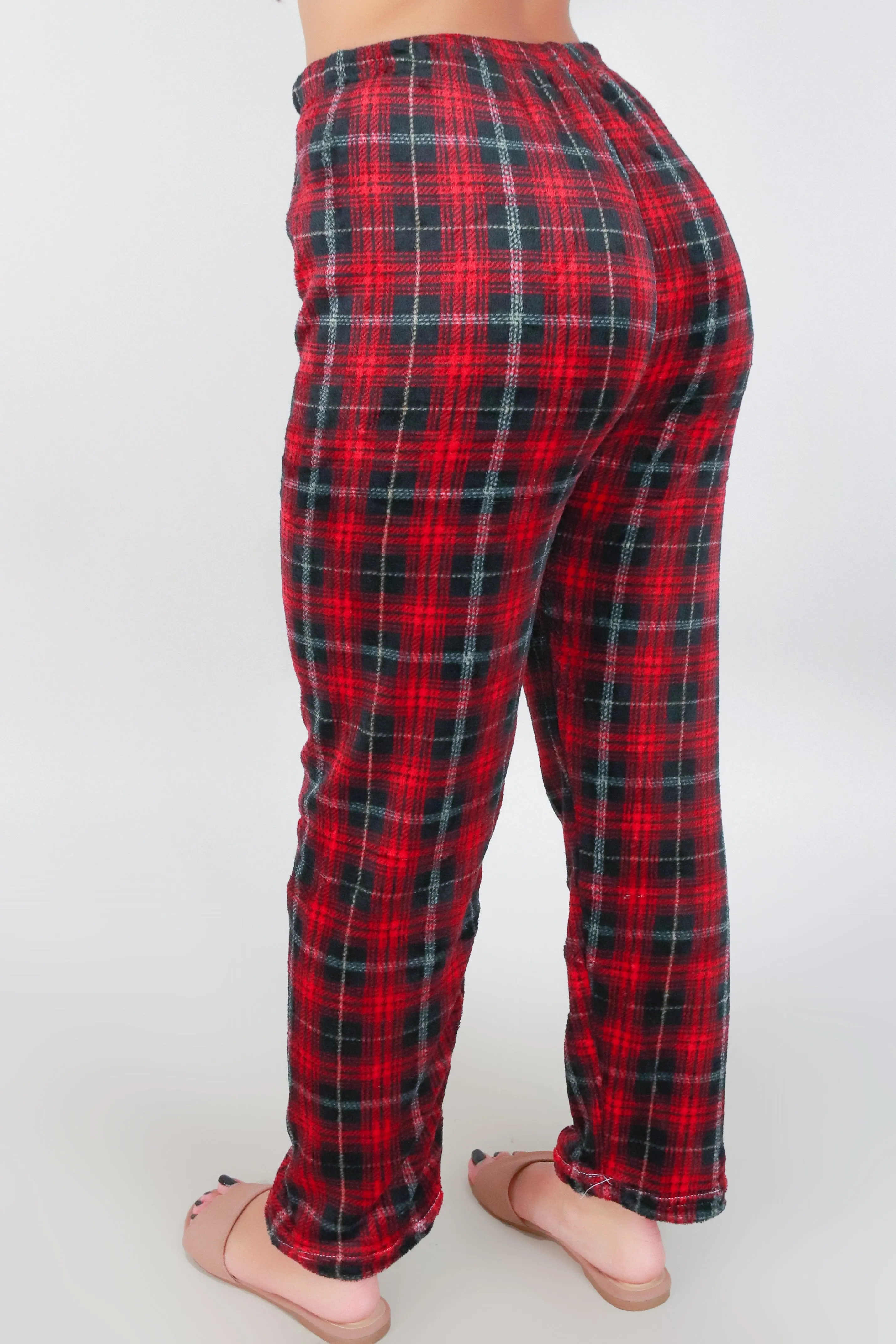 FUZZY CHECKERED SLEEP PANTS