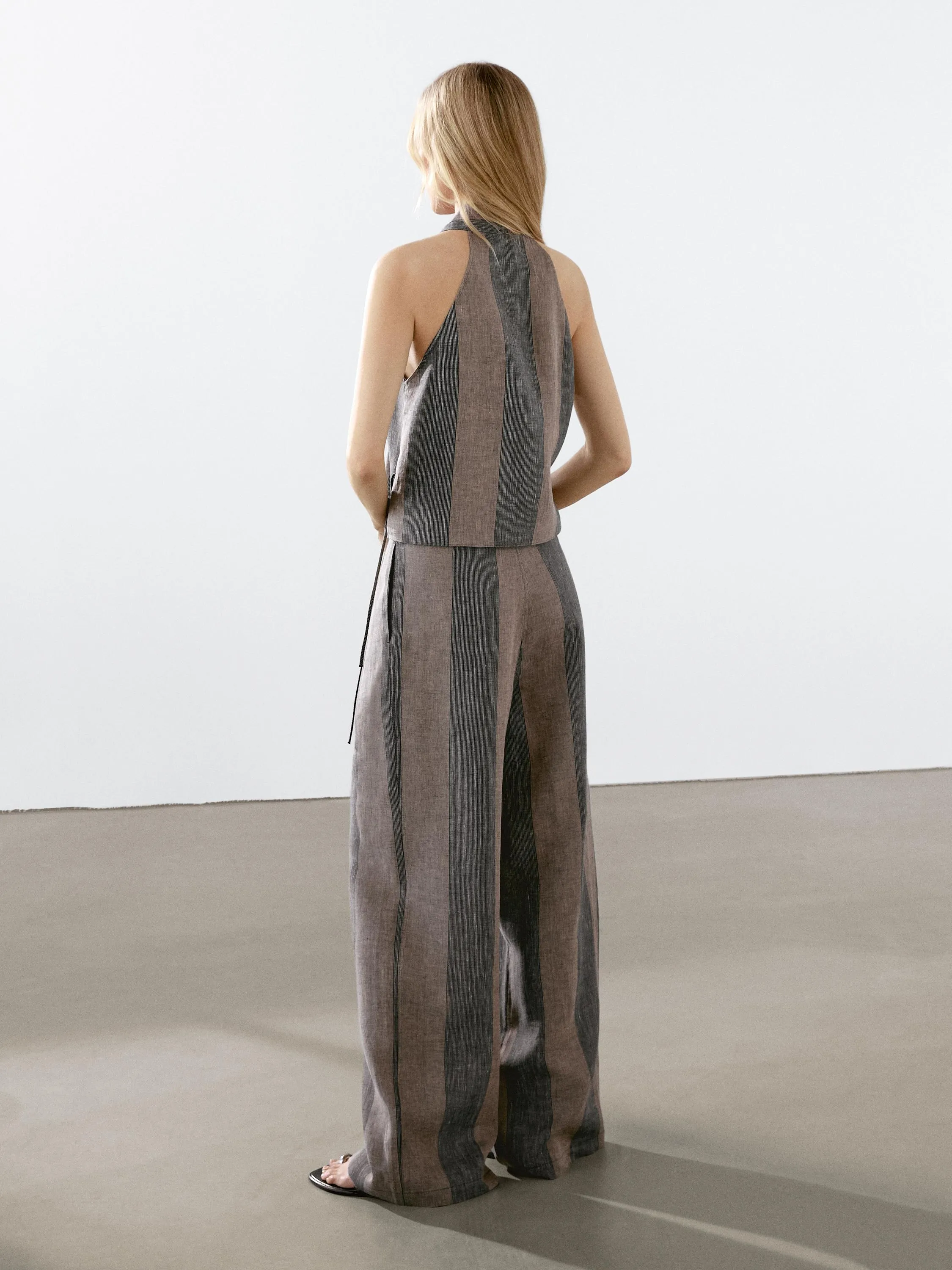 Gathered halter top with contrast stripe