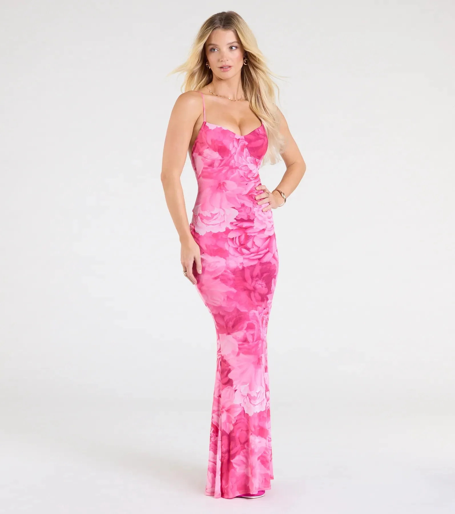 Gorgeous Look Floral Mesh Maxi Dress
