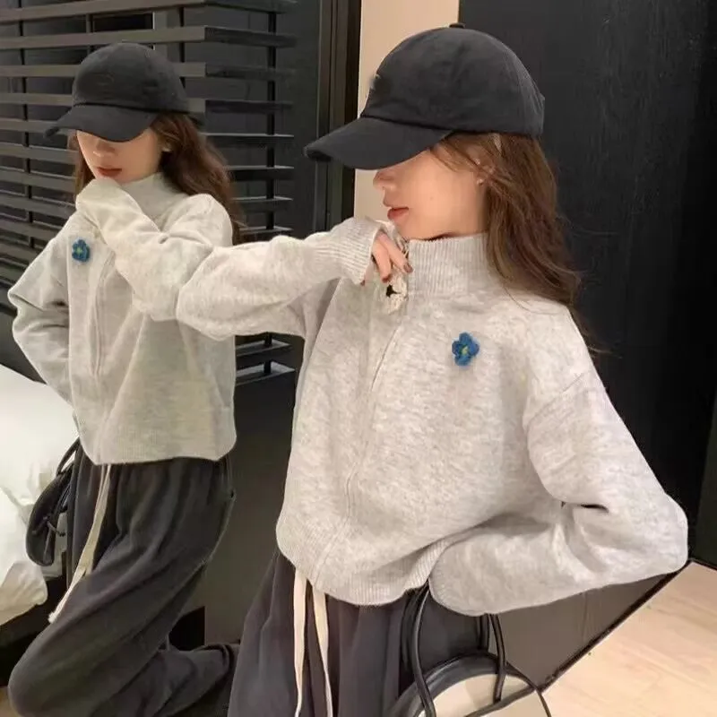 High Neck Daisy Zipper Cropped Sweater