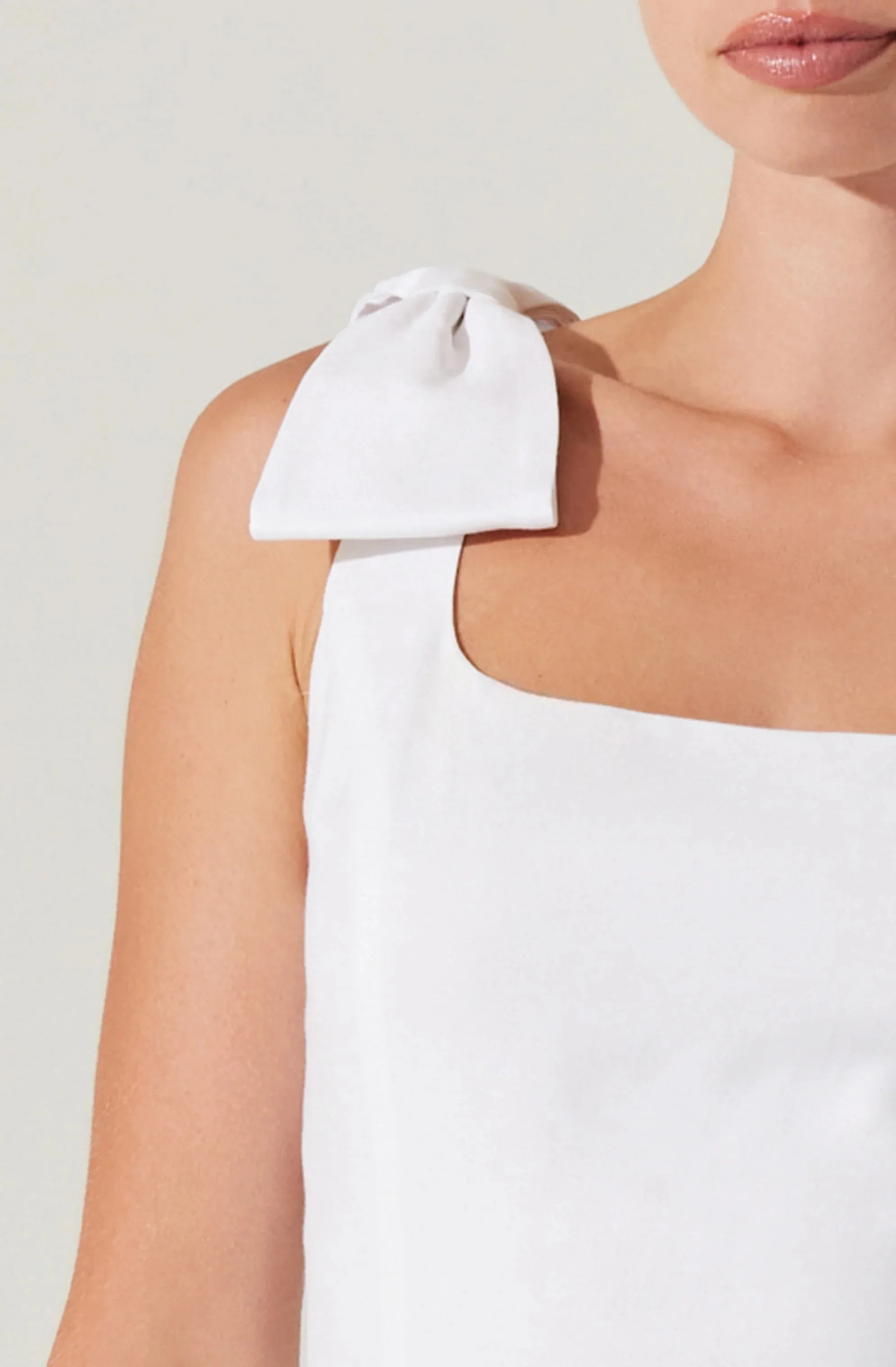 Jessica Bow Top
