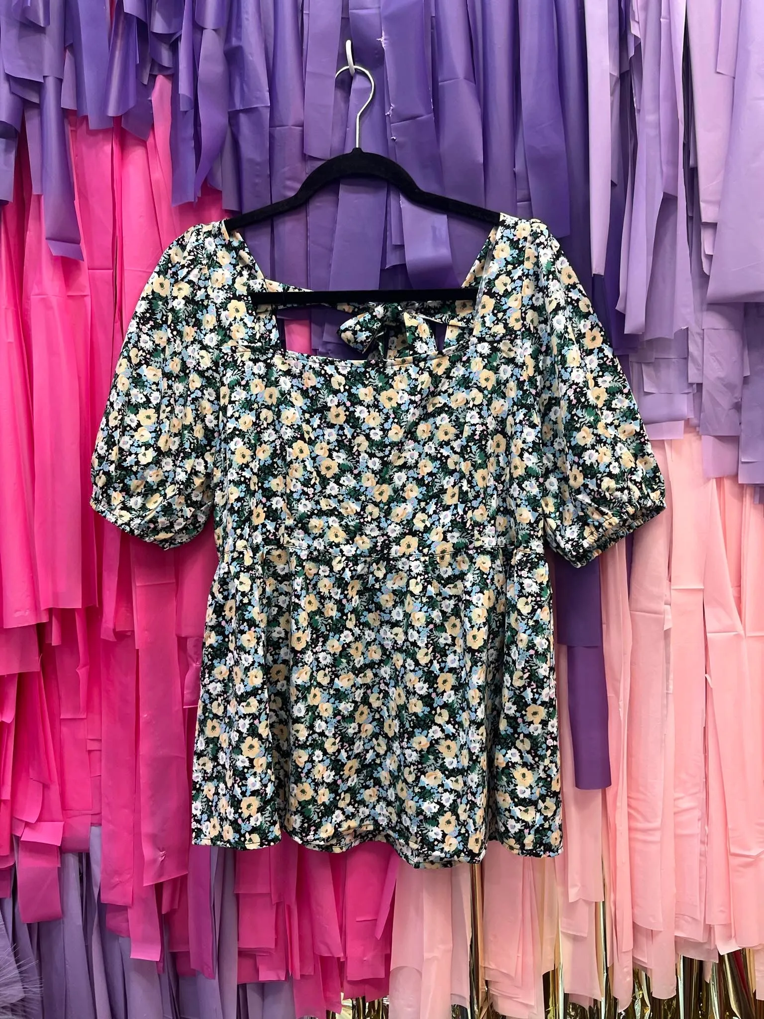 Let Love Blossom Top: Black Mix
