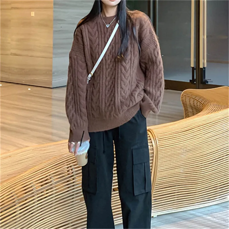 Loose-fit Round Neck Jumper Perfect for Casual Days