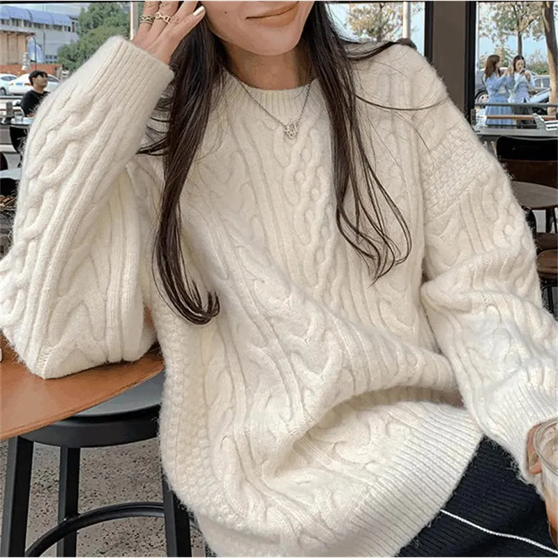 Loose-fit Round Neck Jumper Perfect for Casual Days
