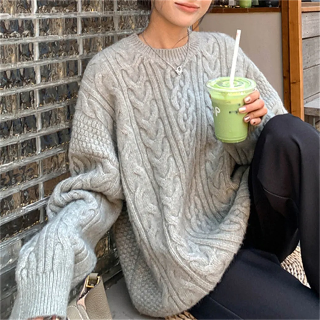 Loose-fit Round Neck Jumper Perfect for Casual Days