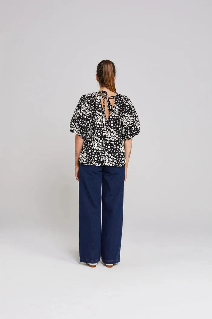 Lucie Top Night Bloom