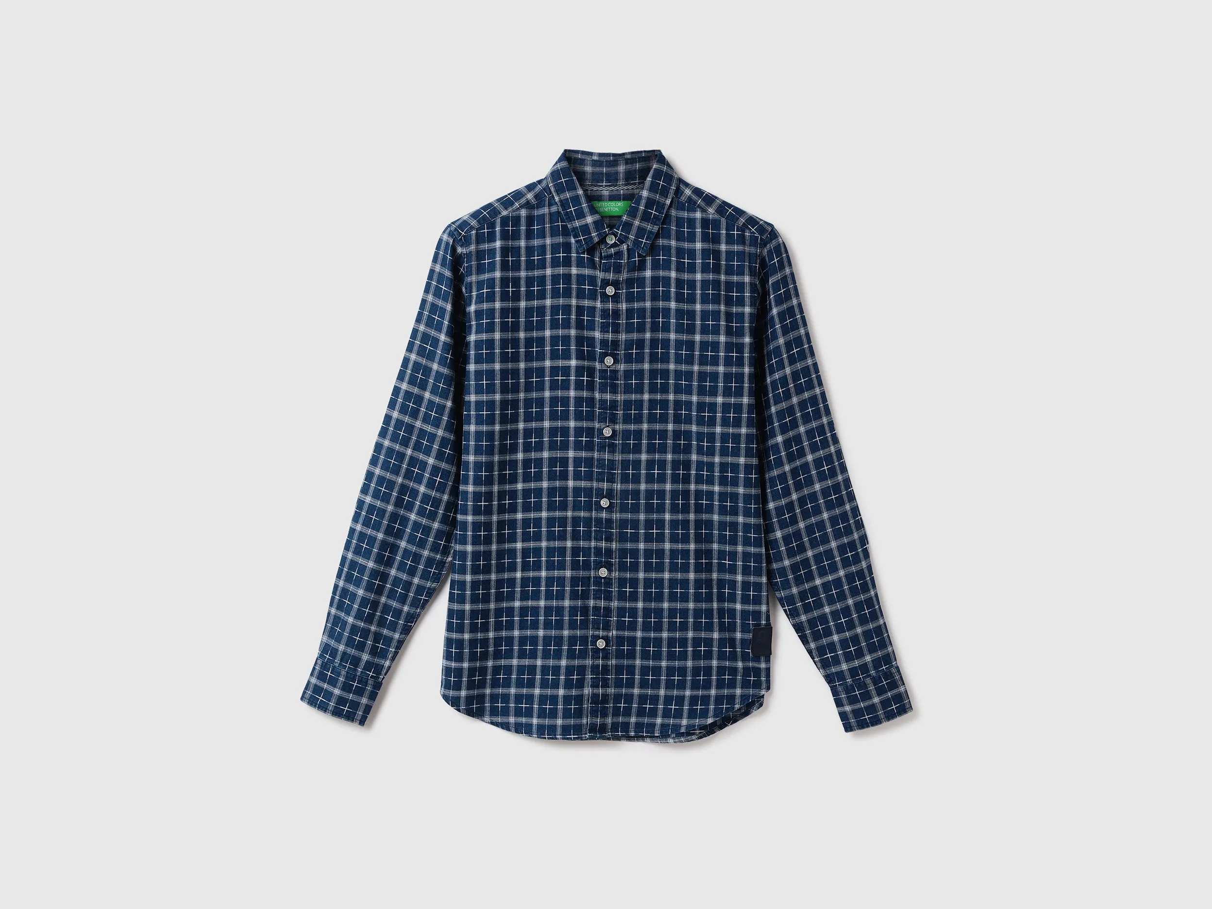 Men Checked Spread Collar Shirt