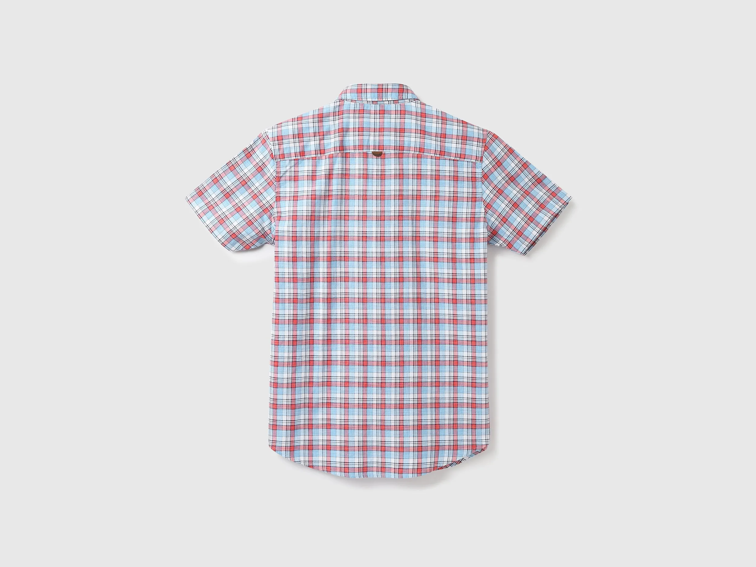 Men Checked Spread Collar Shirt