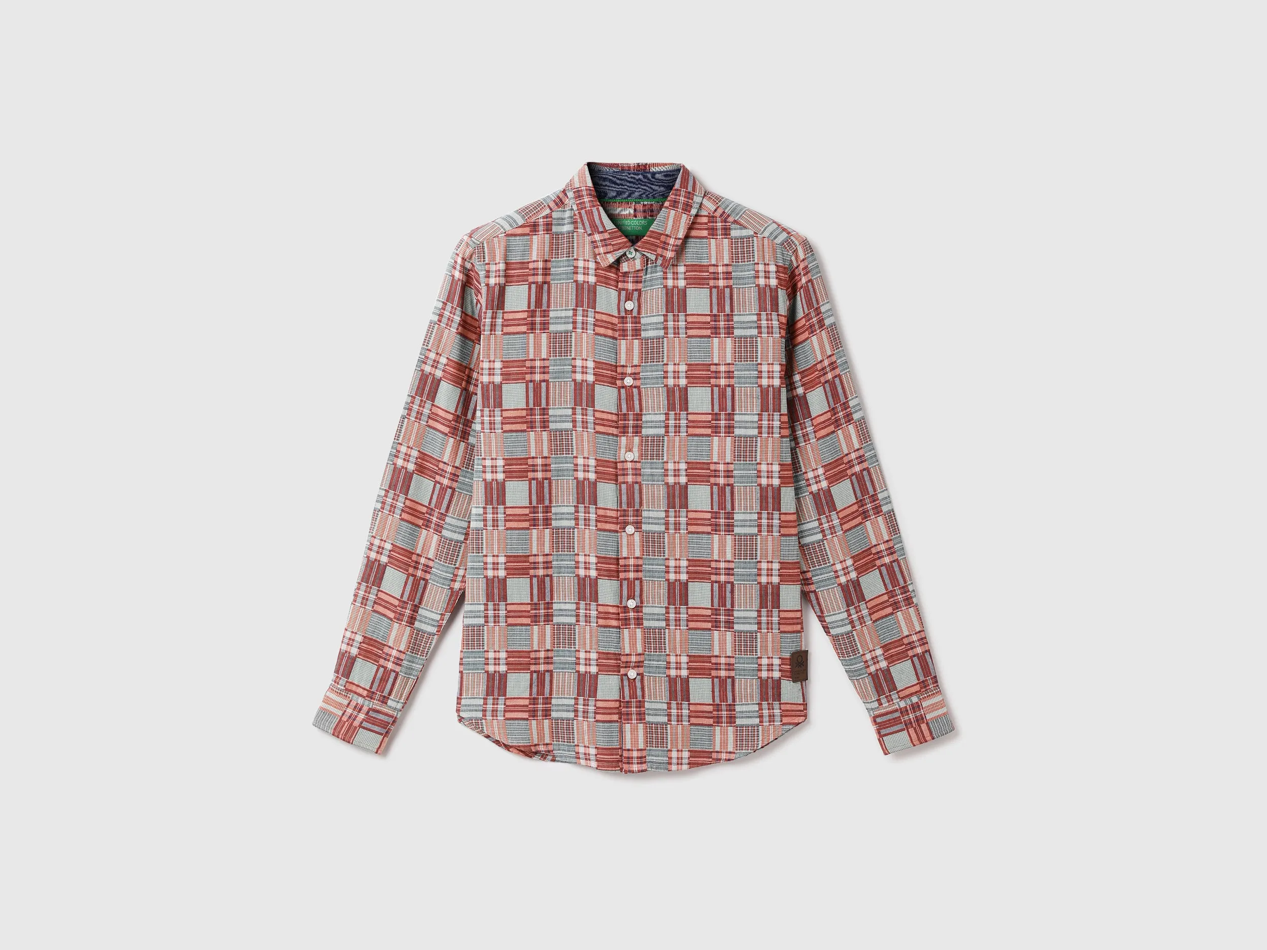 Men Checked Spread Collar Shirt