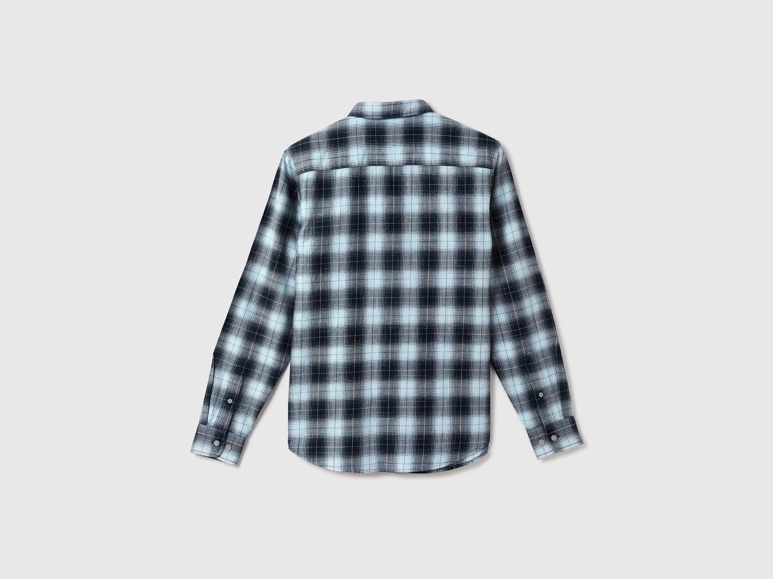 Men Checked Spread Collar Shirt