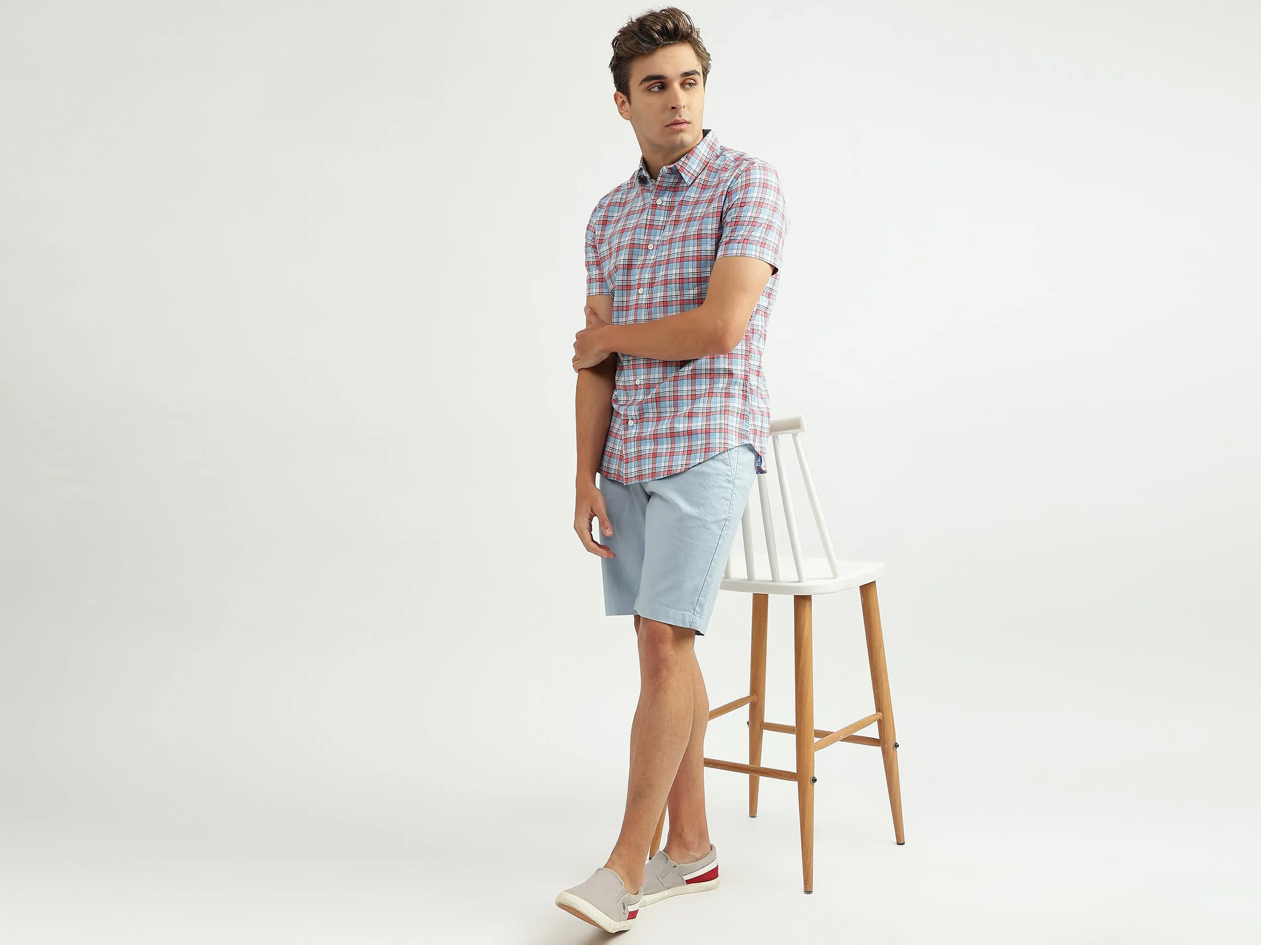 Men Checked Spread Collar Shirt
