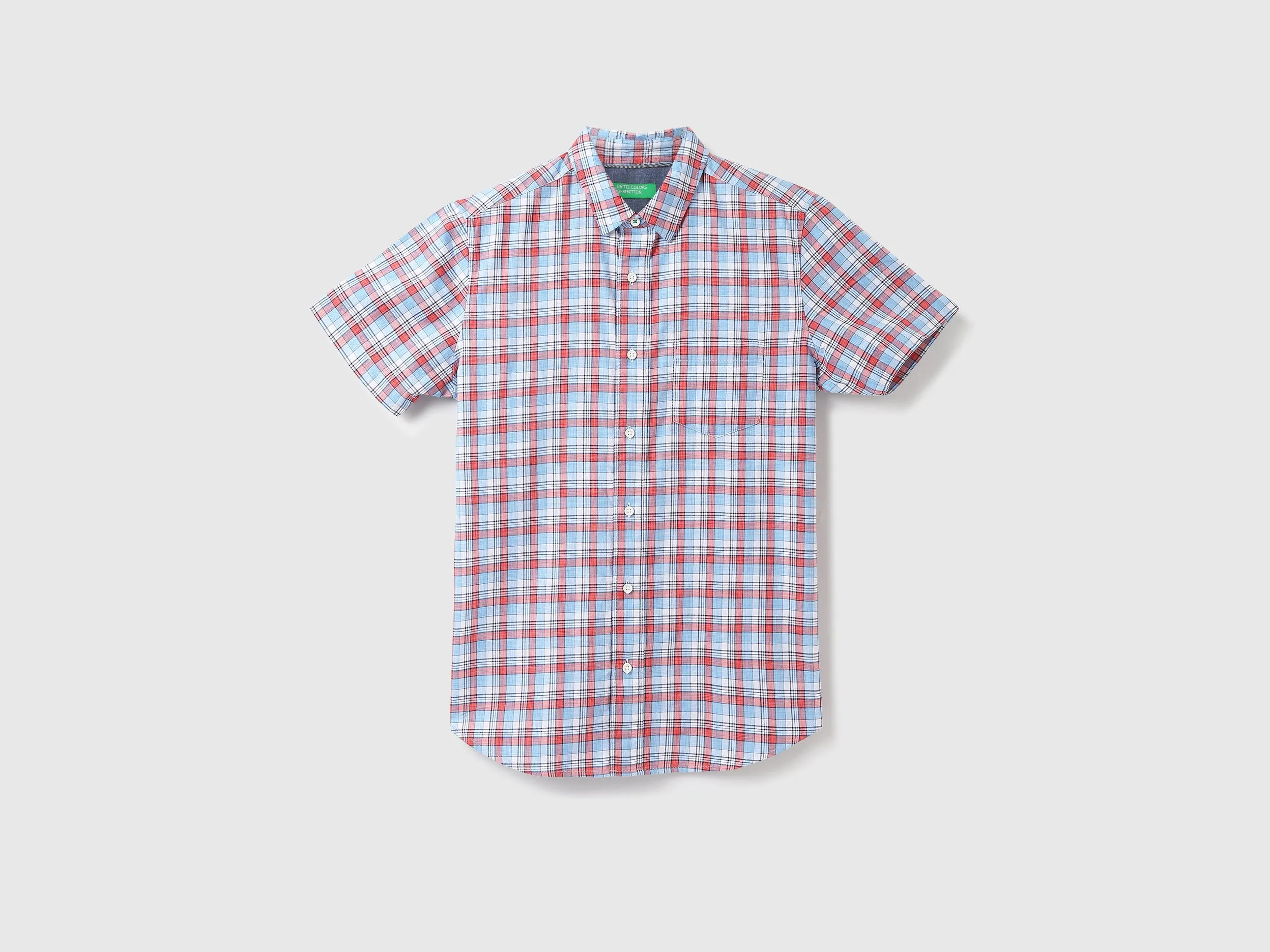 Men Checked Spread Collar Shirt