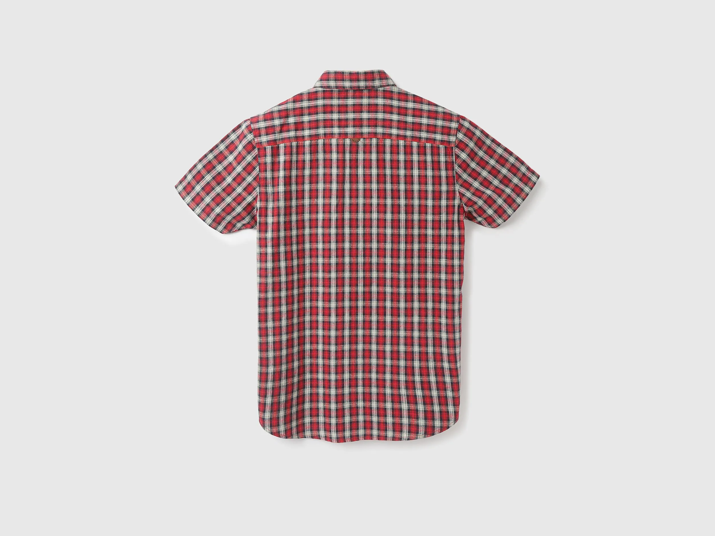 Men Checked Spread Collar Shirt