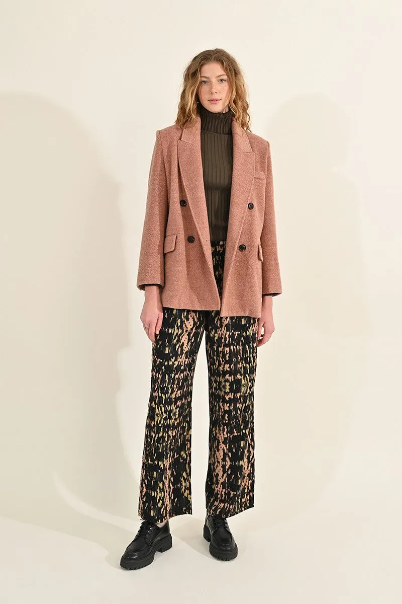 MID-LENGTH DOUBLE-BREASTED COAT
