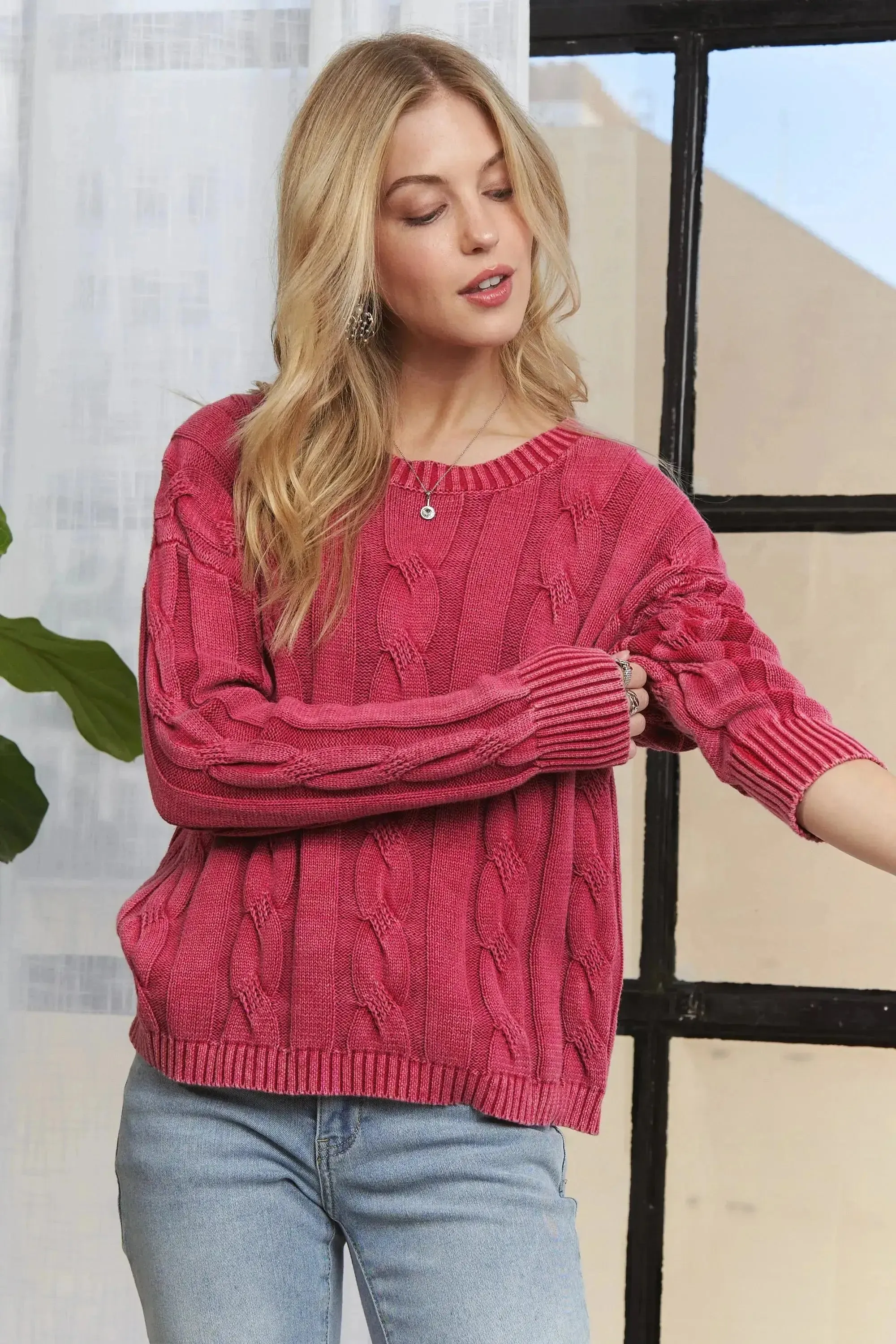 Mineral Washed Cable Knit Red Sweater Top – Vintage-Inspired Cozy Style