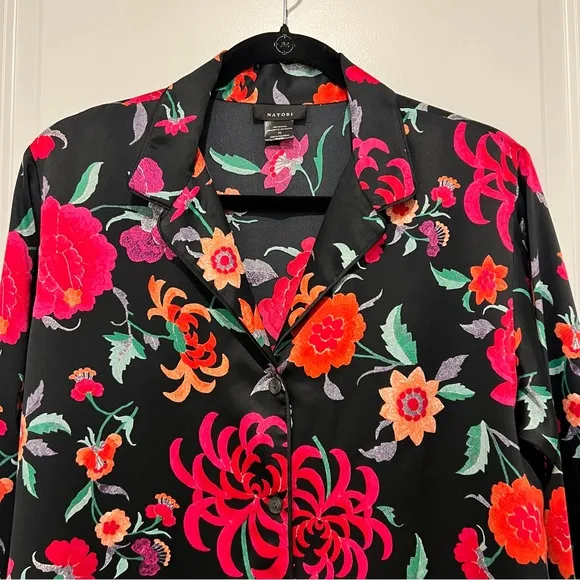 NATORI Women’s Satin Pajama Set Floral Long Sleeve Notch Collar Top Sz. Medium