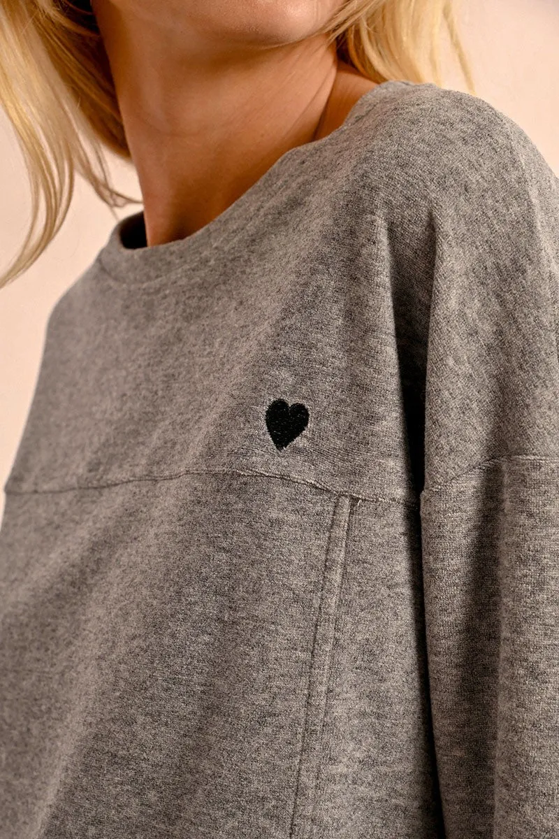 OVERSIZED CROPPED SWEATSHIRT