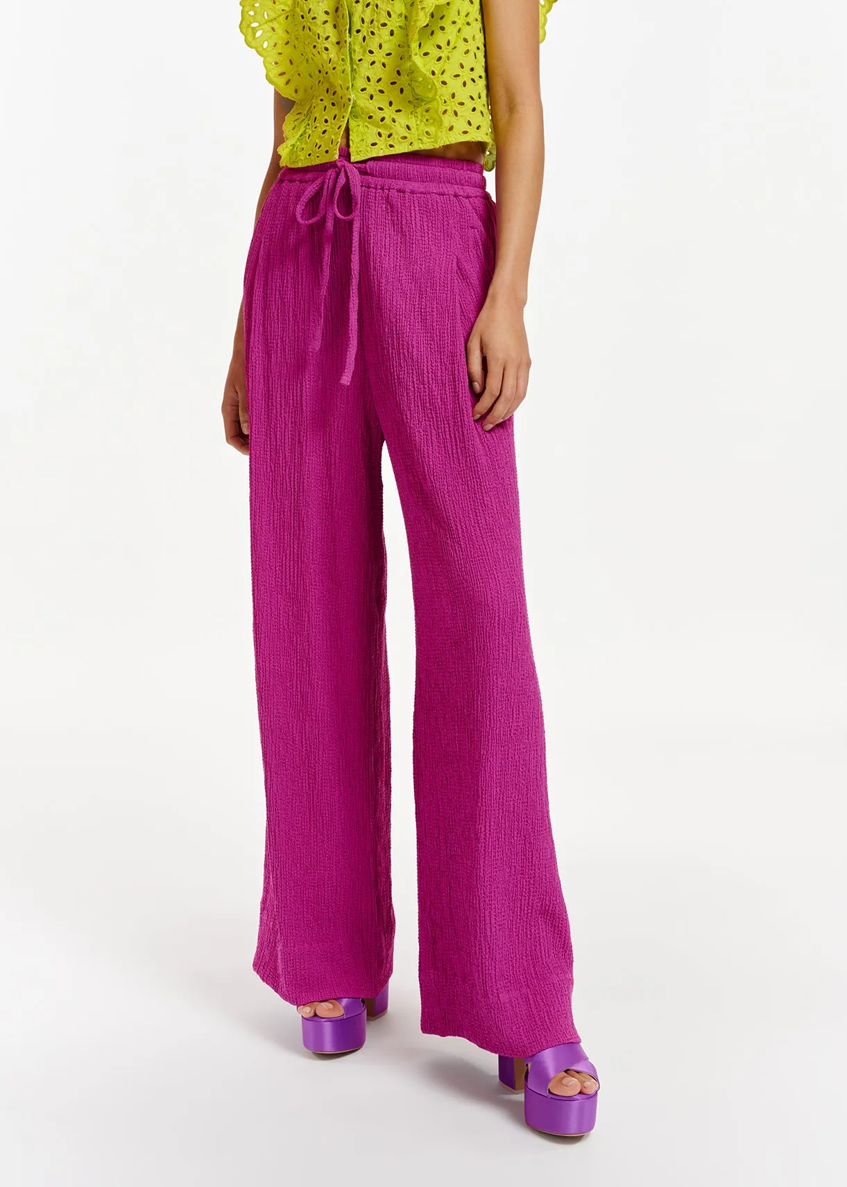 Purple wide-leg seersucker pants
