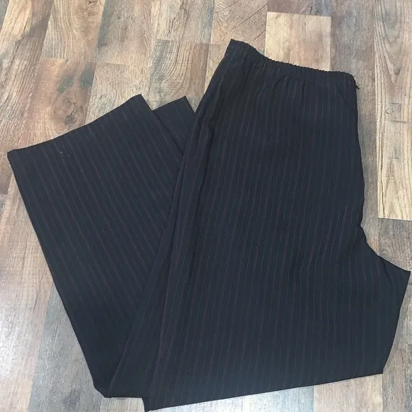 R&amp;K Originals 3 piece pant suit. NWT.  Size 18.  Machine washable.