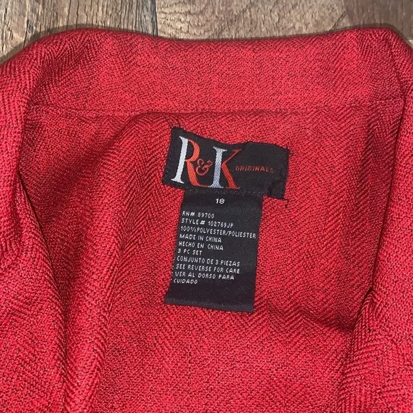 R&amp;K Originals 3 piece pant suit. NWT.  Size 18.  Machine washable.