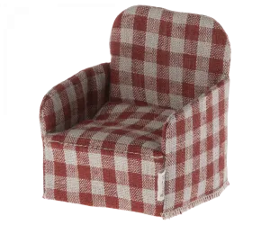 red chair for mouse