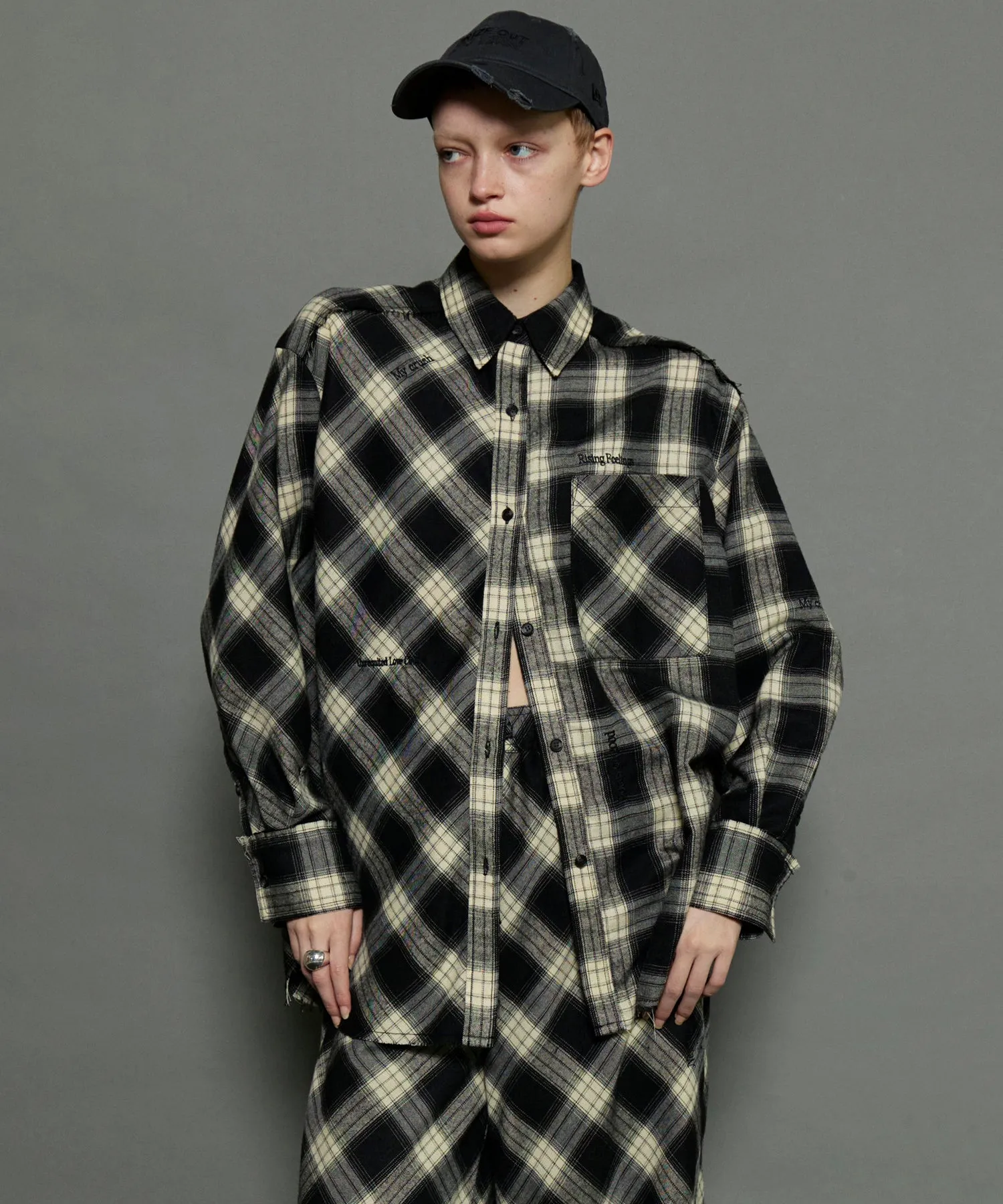 【SALE】Random Checkered Oversized Shirt