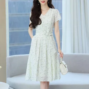 Stunning A-Line Dress for Women with V-Neck and Floral Print