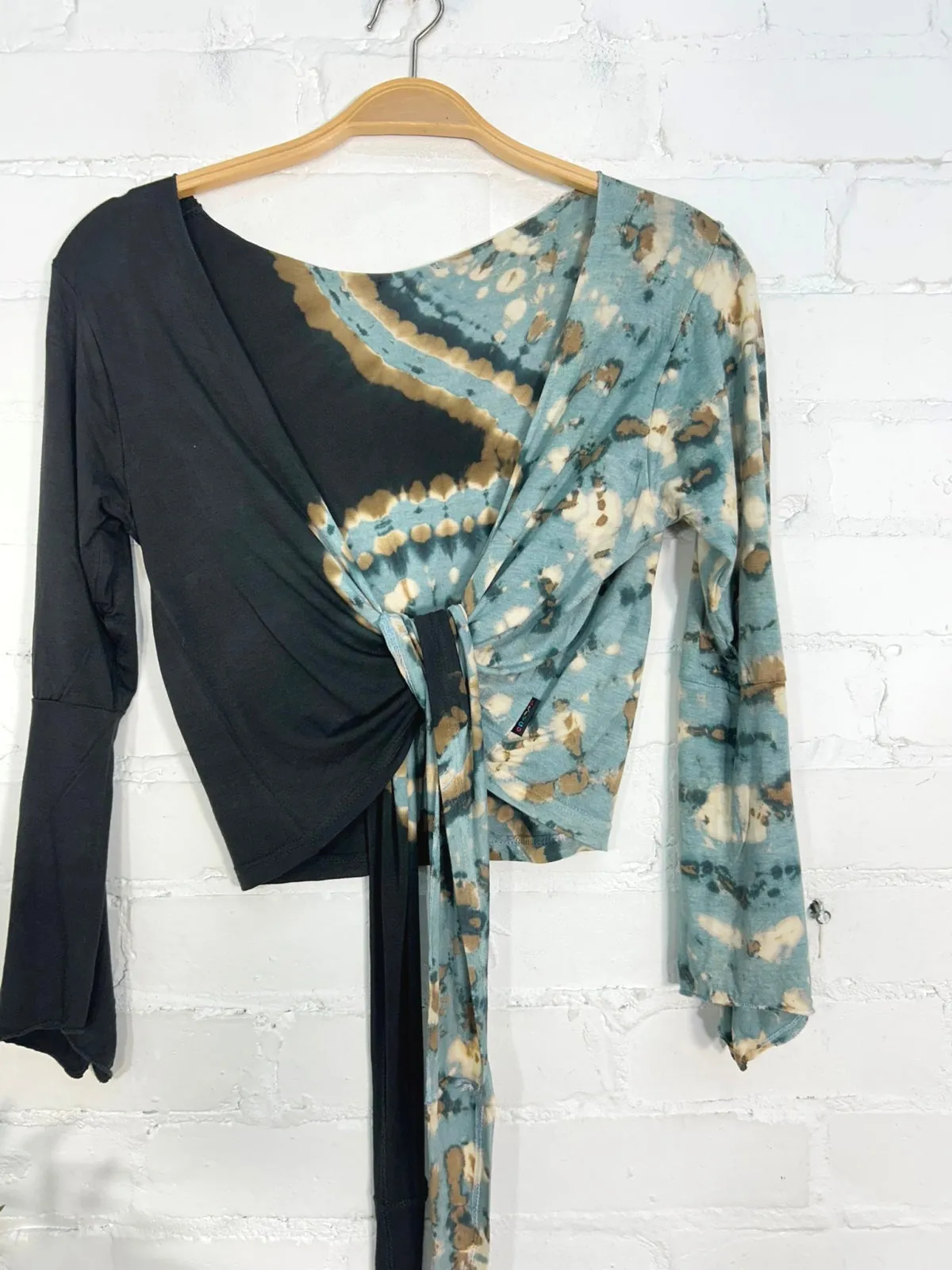 Tie Top
