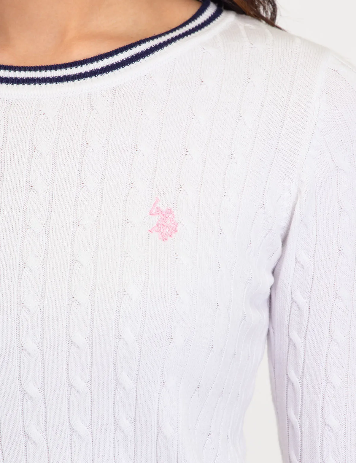 TIPPED CABLE CREW NECK SWEATER