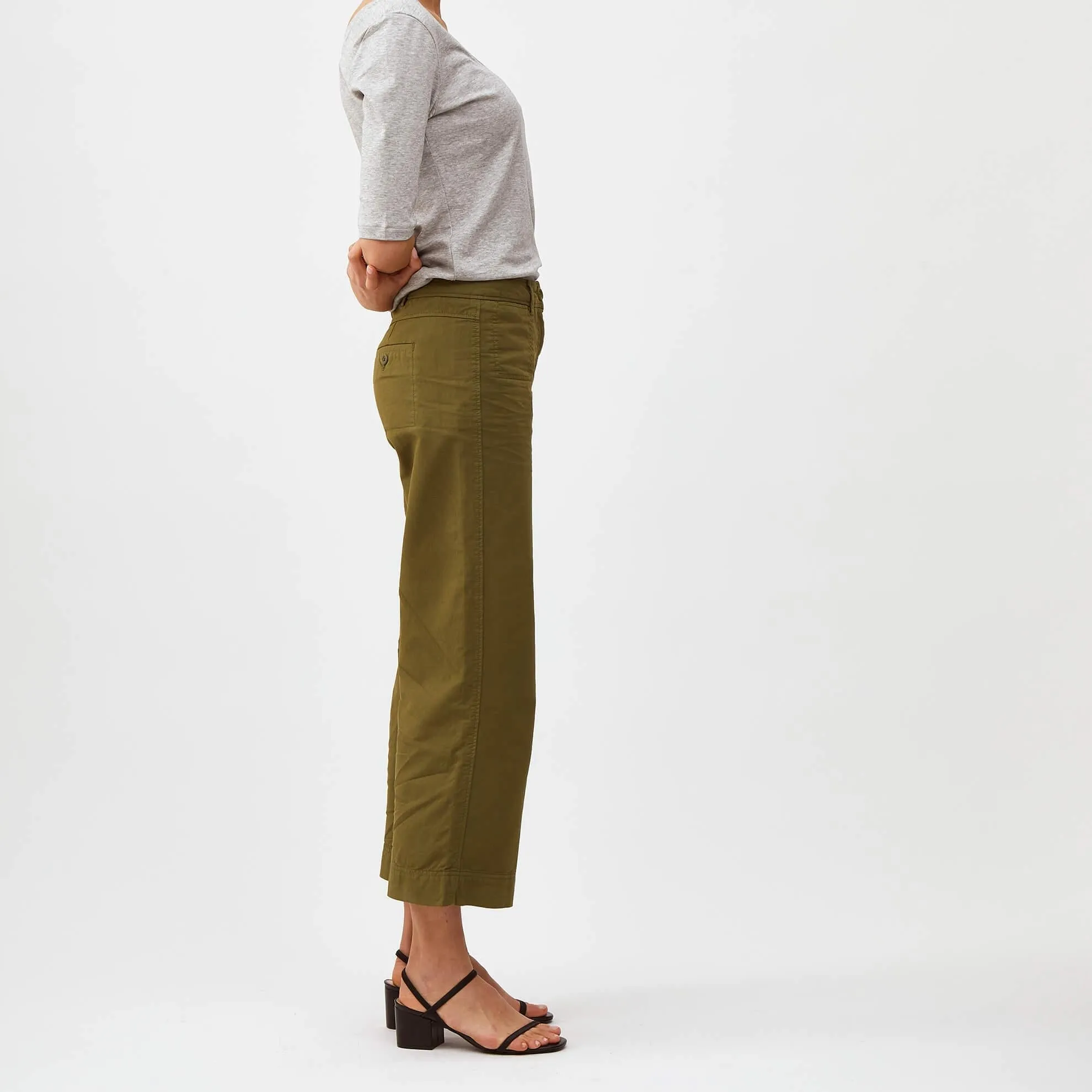 Wide-Leg Crop Pant