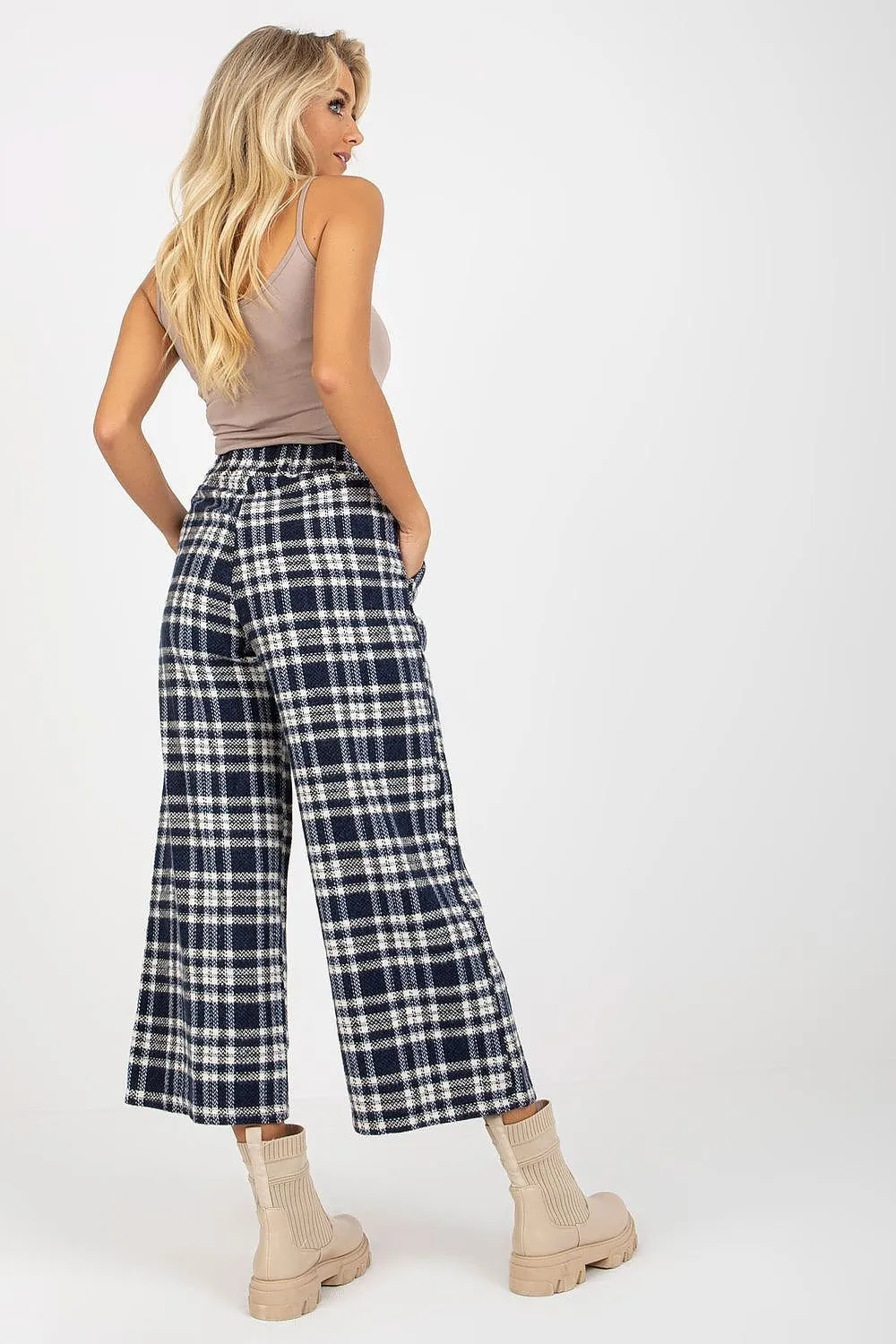 Women checkered fabric trousers