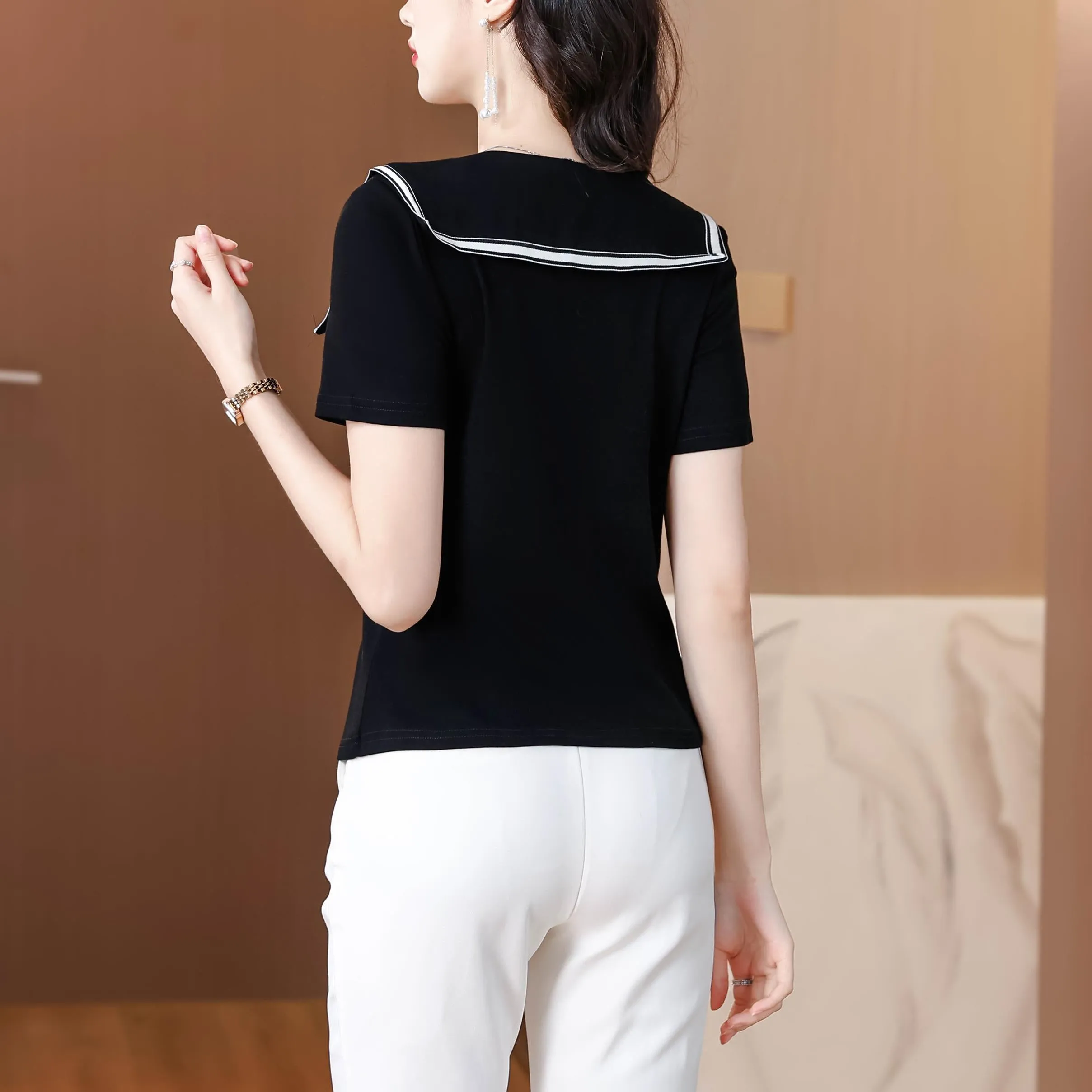 Women's Fitted T-Shirt Featuring a Chic Bow Tie Neckline