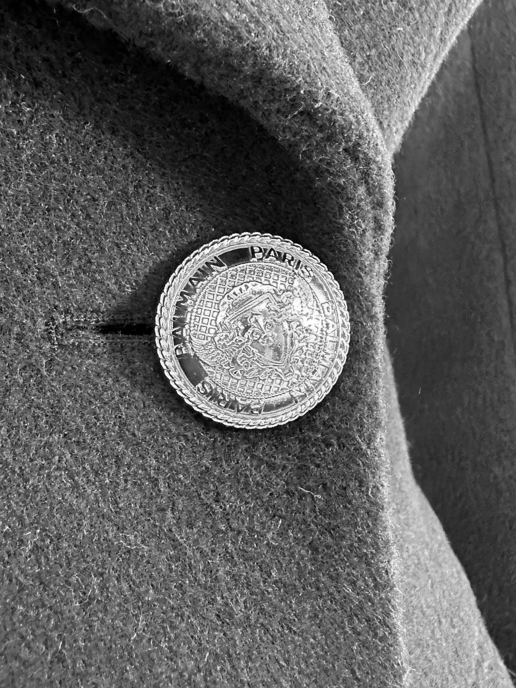 Wool and Cashmere Double-Breasted Coat - Size 38
